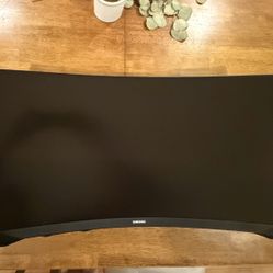 Odyssey G5 34” Ultra Wide Curved Monitor 