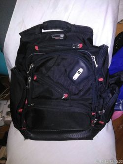 FUL backpack like new