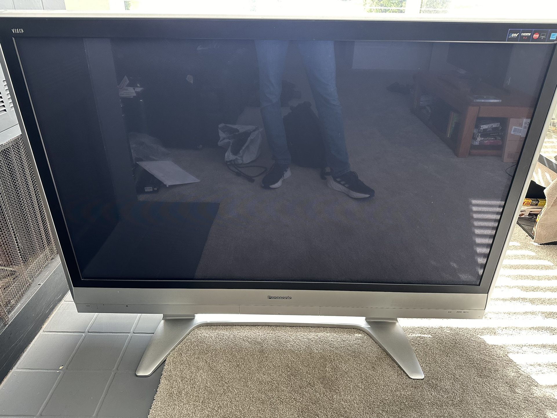 2006 58” Panasonic Plasma TV - $50