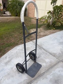 Hand truck solid tires