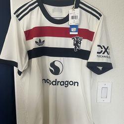 Adidas Manchester United 24/25 Soccer Football Jersey Bruno Fernandes 8 L Large