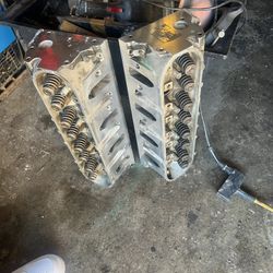 5.3 Cylinder Heads