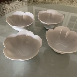 Set Of 4 White Small Bowls