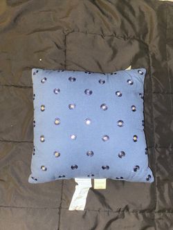 Decorative pillow