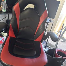 Gaming chair