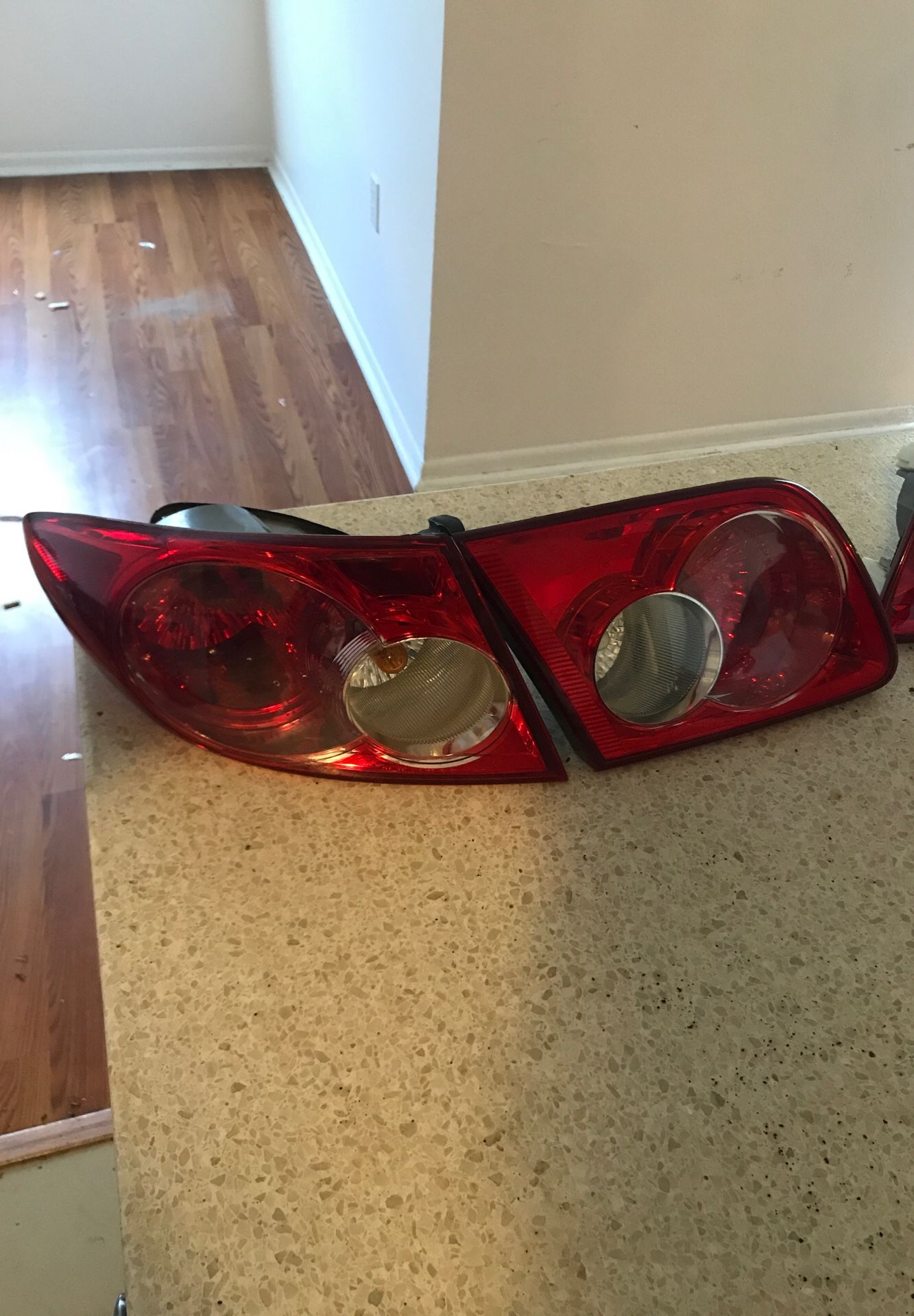 Rear Mazda 6 light fixtures