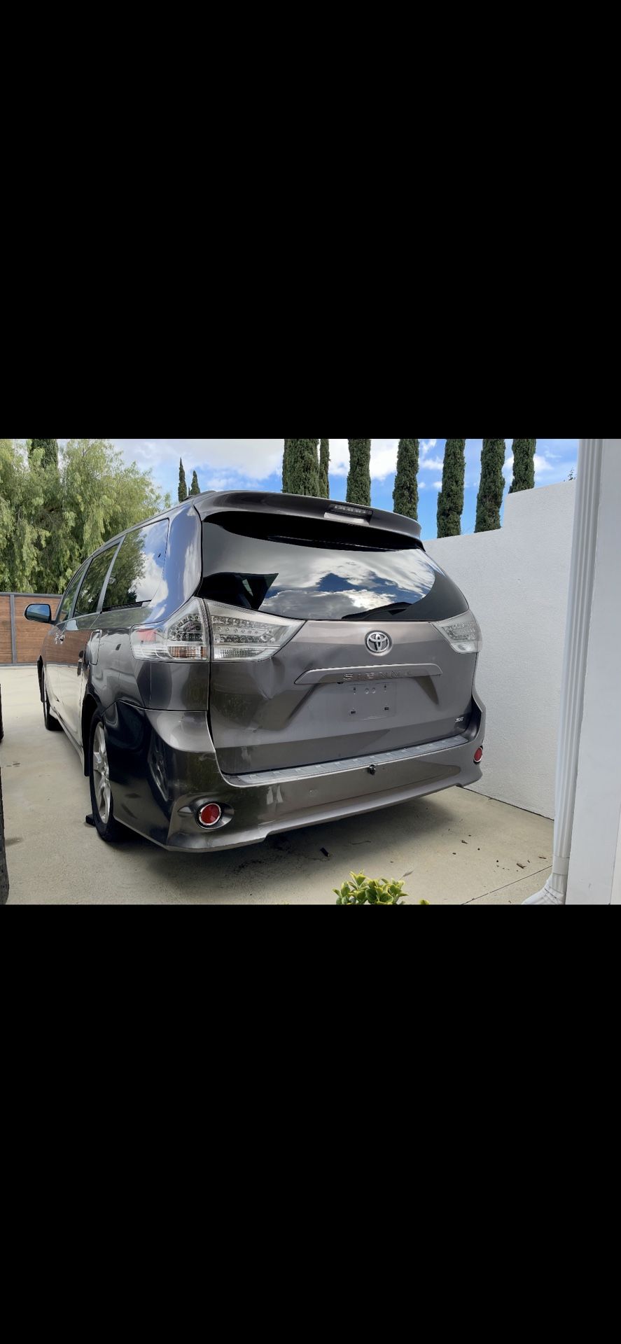 2012 Toyota Sienna