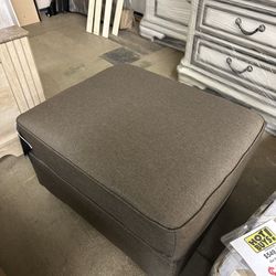 Ottoman Clearance 