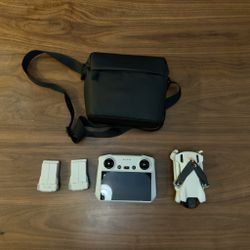 DJI - Mini 3 Drone and RC Remote Control with Built-in Screen