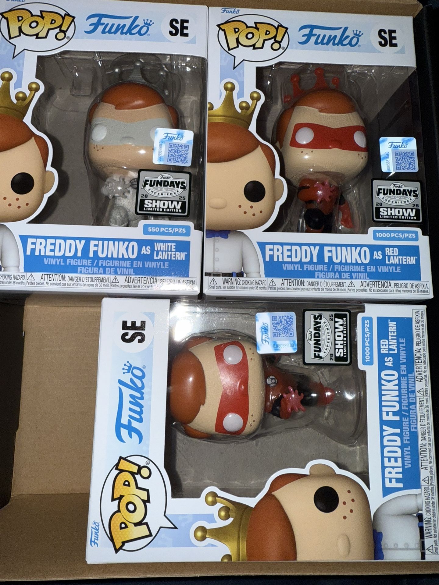 FREEDY FUNKO AS WHITE LANTERN & RED LANTERN