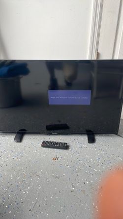 36” insignia tv