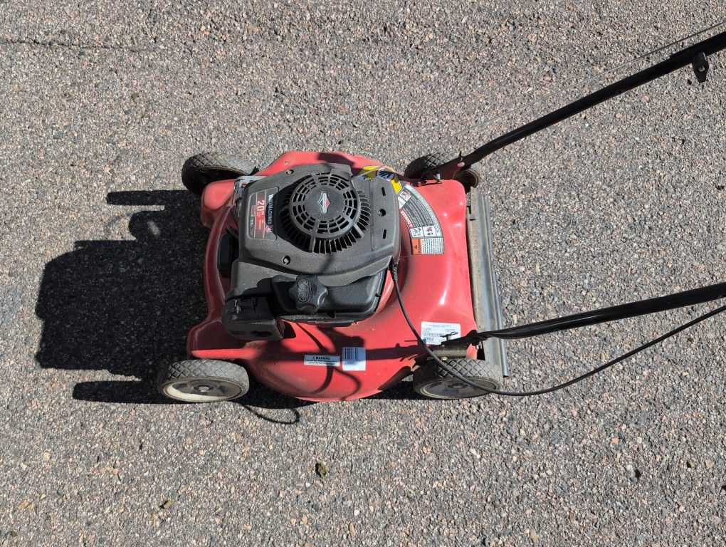 Yard Machines 20-in Lawn Mower