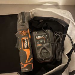 Multi Tool With Case And Charger