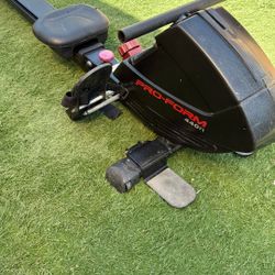 exercise Equipment Pro-Form 440R