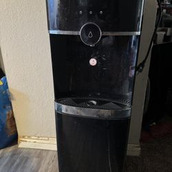 Primos Water Dispenser 