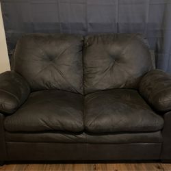 Dark Gray Loveseat – Comfy, Clean, Great Condition