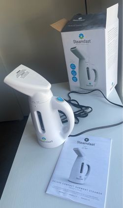 Steamfast SF-447 Deluxe Compact Garment Steamer