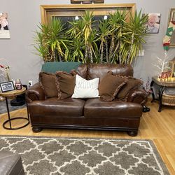 Leather Couches And Love Seat 