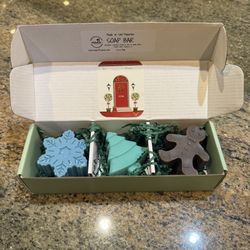 MARA Handcrafted Soap Gift Set – Christmas Holiday Soaps – Made in Sint Maarten