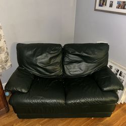 Leather Love Seat 