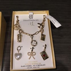 Charm Necklace 