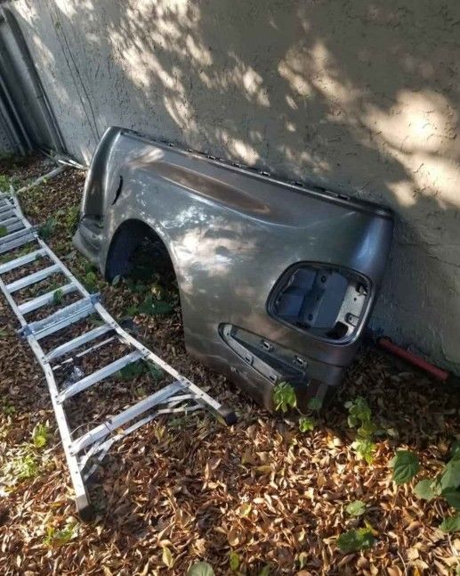 2000 Ford Lightning Quarter Panel Part