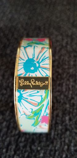 Lilly Pulitzer bangle bracelet..New