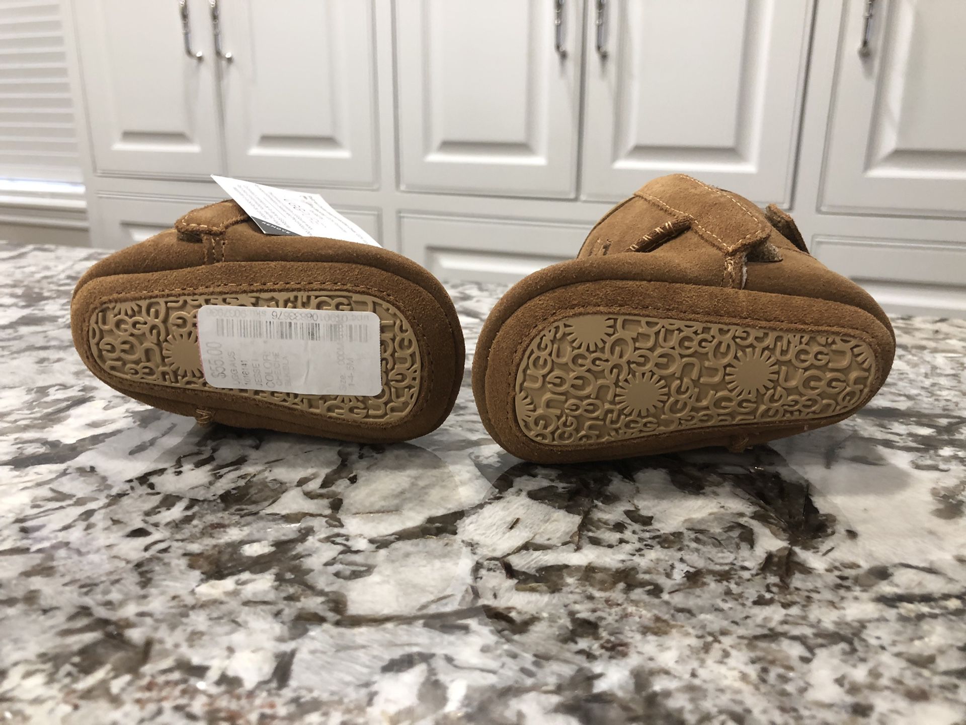 Baby Ugg size 0-5 months