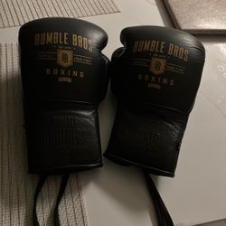 Rumble Bros Gloving 