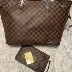 Designer/sophisticated Purse 
