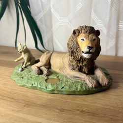 William Holden Wildlife Foundation Novelino Lion & Cub Sculpture 1990 LE 815/9500