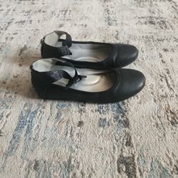 Girls Dress Shoe