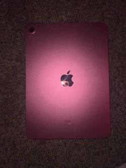 Pink Ipad With Apple Pencil 