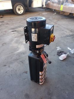 Hydraulic motor for car lift