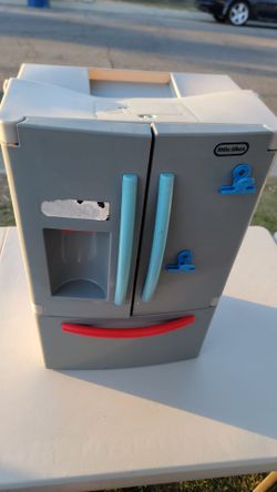 Kids Play Fridge