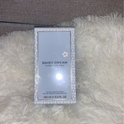 Daisy Dream Marc Jacob’s Perfume 3.3