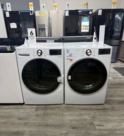 LG - 4.5 Cu Ft Smart Stackable Front Load Washer & 7.4 Cu Ft Smart Gas Dryer Set In White 🔥