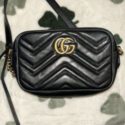 Gucci GG Marmont Mini Bag 