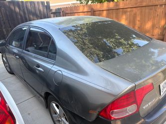 Honda Civic Sedan Gray