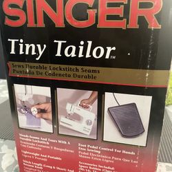 Singer Tiny Tailor