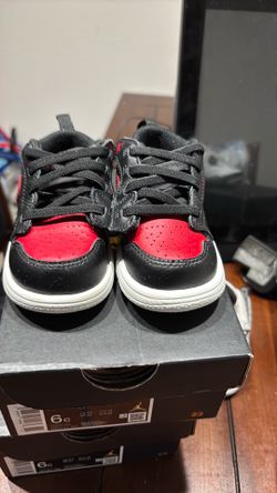 Boys shoes