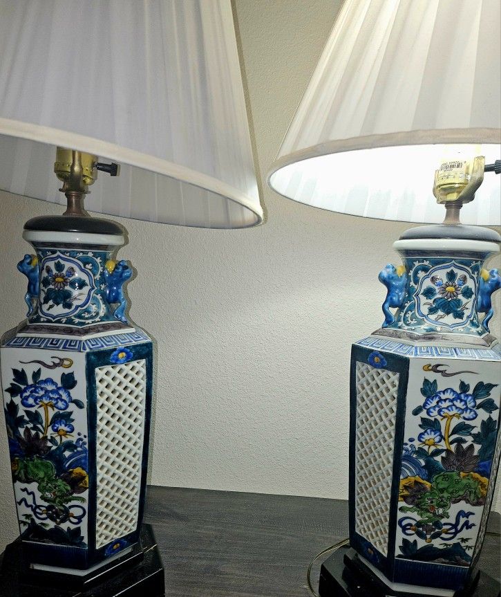 Made In Japan 2 Antique Lamps