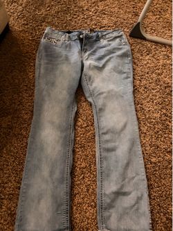 Cute Light Washed Bootcut Jeans