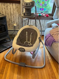 Free, Well loved baby swing