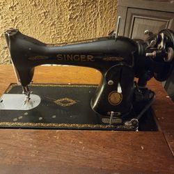 Antique Singer Sewing Machine 