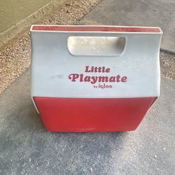 Vintage Little Playmate 7 Qt Cooler - Red