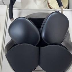 AirPod Max Midnight