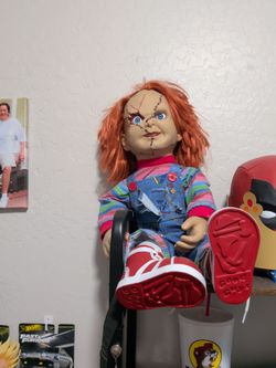 Chucky doll