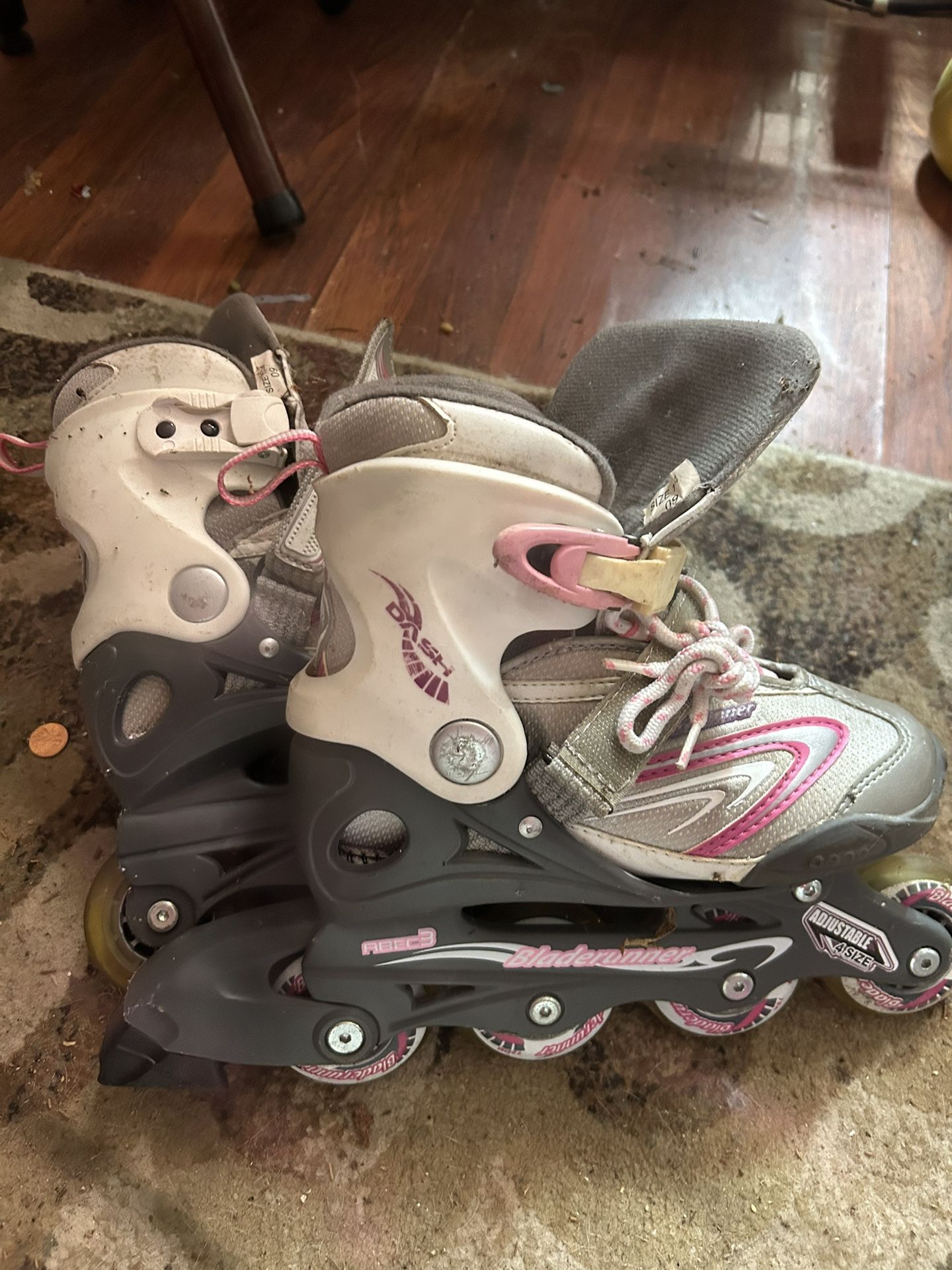 Skates 1-4 Girls