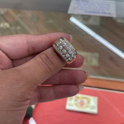 14k YG Diamond Ring